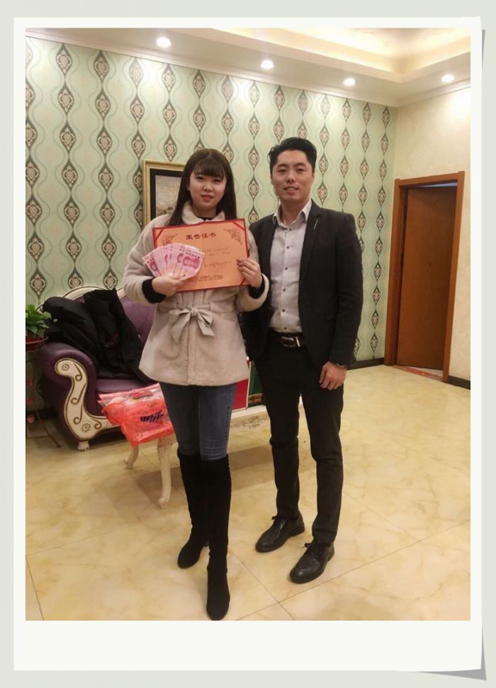 “朱老大年聚”未来可期“猪年老大”-曾经的美好，留于心底，曾经的悲伤，置于脑后，不恋，不恨。