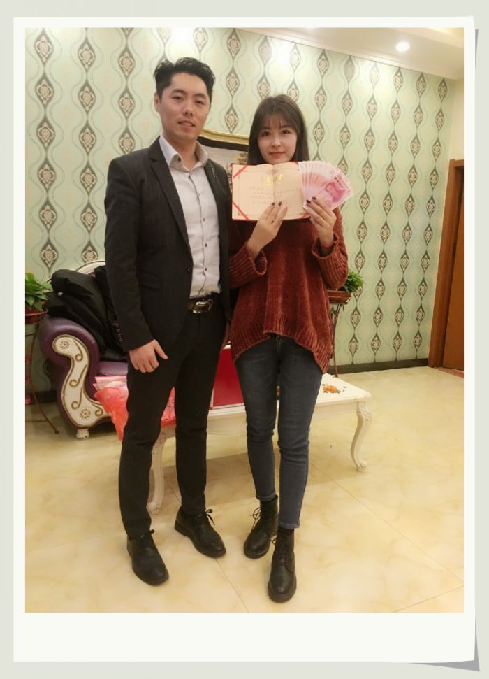 “朱老大年聚”未来可期“猪年老大”-曾经的美好，留于心底，曾经的悲伤，置于脑后，不恋，不恨。