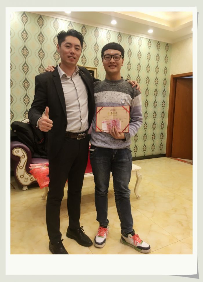 “朱老大年聚”未来可期“猪年老大”-曾经的美好，留于心底，曾经的悲伤，置于脑后，不恋，不恨。